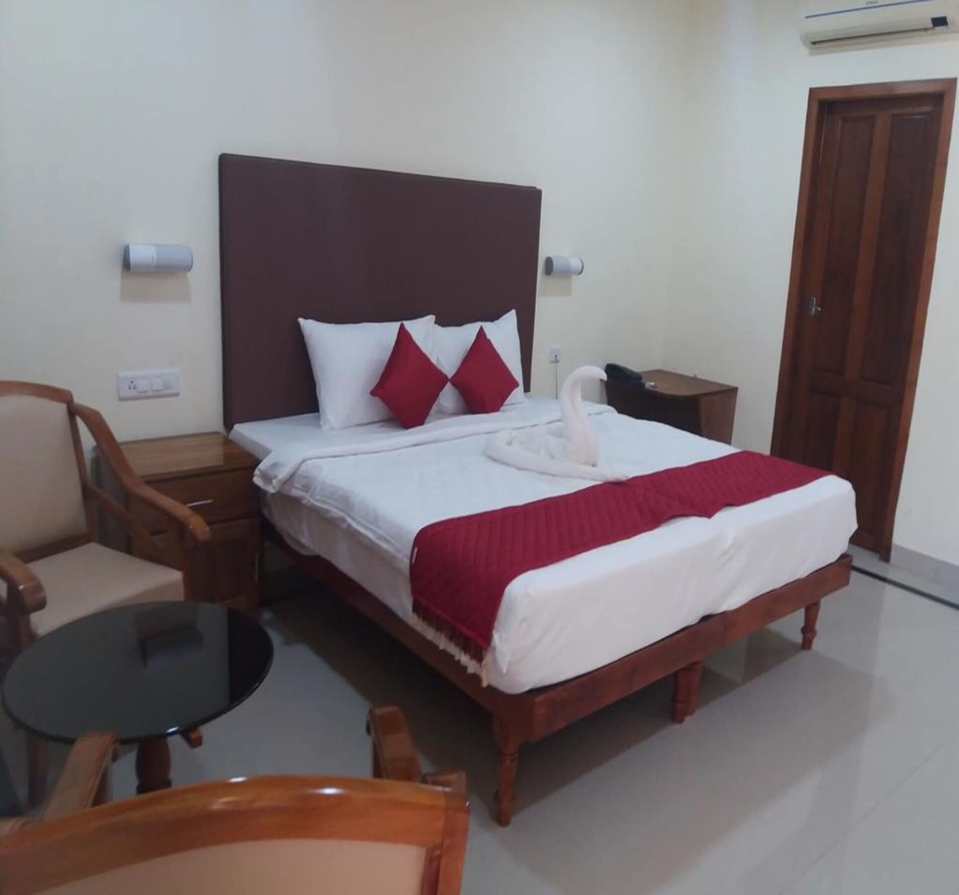 Travancore Island Resort Thiruvananthapuram Exterior foto